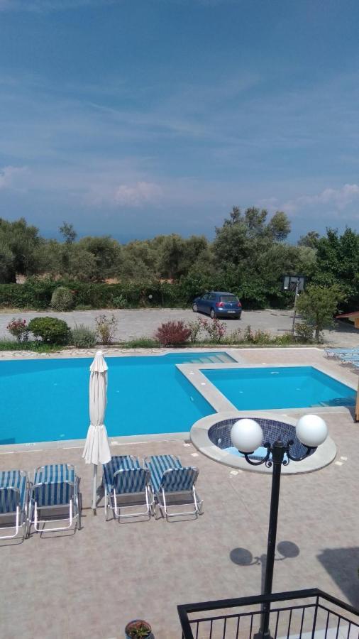 Amarandos Studios With Swimming Pool By Imagine Lefkada Tsoukaládhes Exterior foto